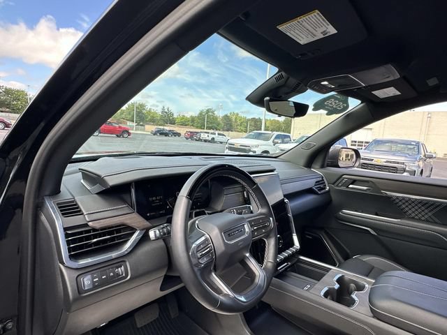 Certified 2026 GMC Acadia Denali w/ Super Cruise Package AWD/4WD image 9