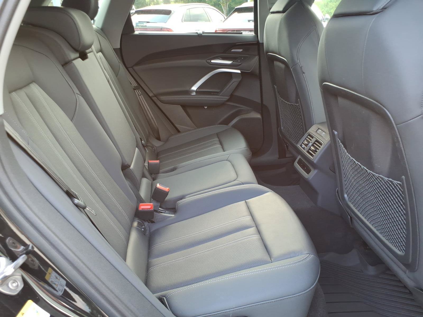 Used 2025 Audi Q5 Premium Plus AWD/4WD image 25