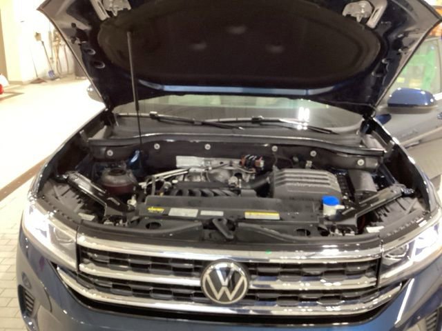 Used 2023 Volkswagen Atlas SE w/ Panoramic Sunroof Package AWD/4WD image 17