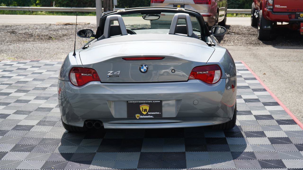 Used 2008 BMW Z4 3.0i w/ Premium Pkg RWD image 19