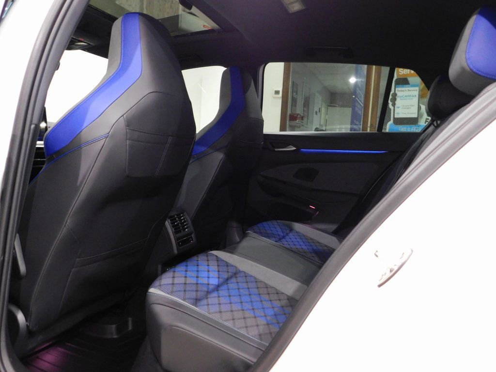 Used 2025 Volkswagen Golf R image 81