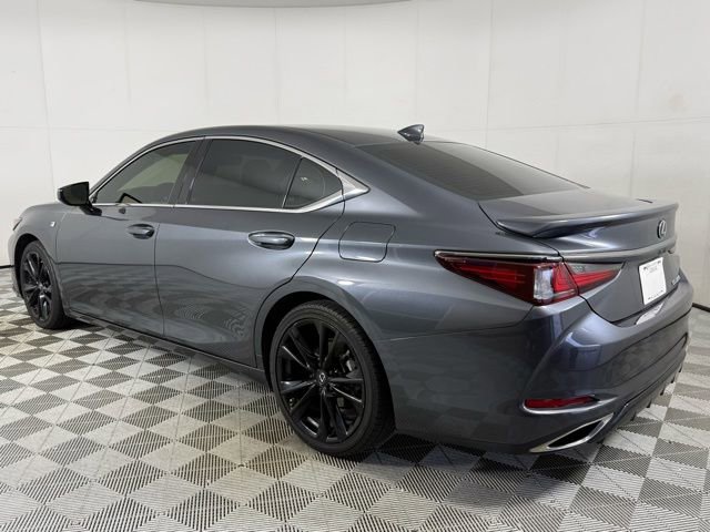 Certified 2022 Lexus ES 350 F Sport image 4