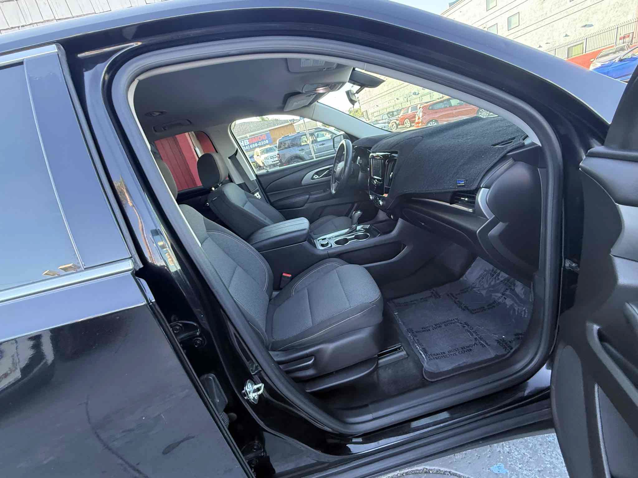 Used 2018 Chevrolet Traverse LS FWD image 49