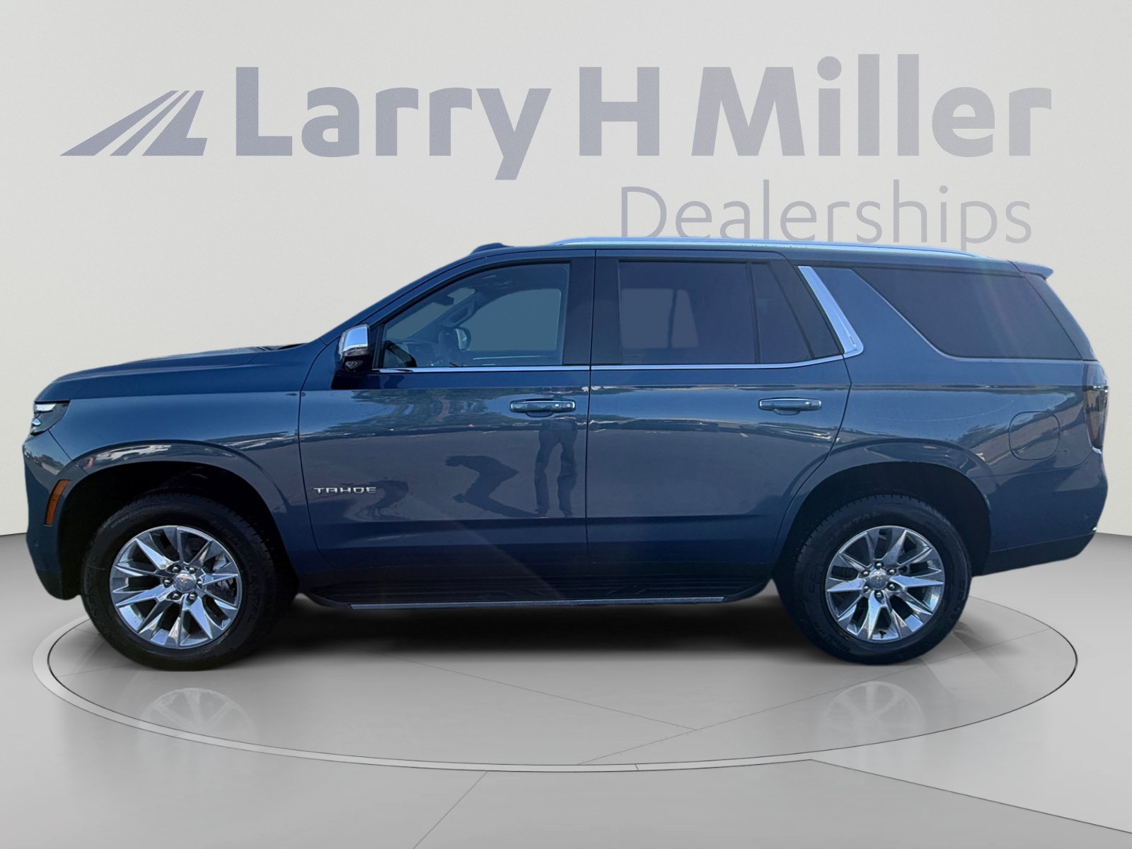 New 2026 Chevrolet Tahoe Premier AWD/4WD image 2