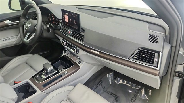 Used 2024 Audi Q5 2.0T Premium Plus w/ Premium Plus Package image 21