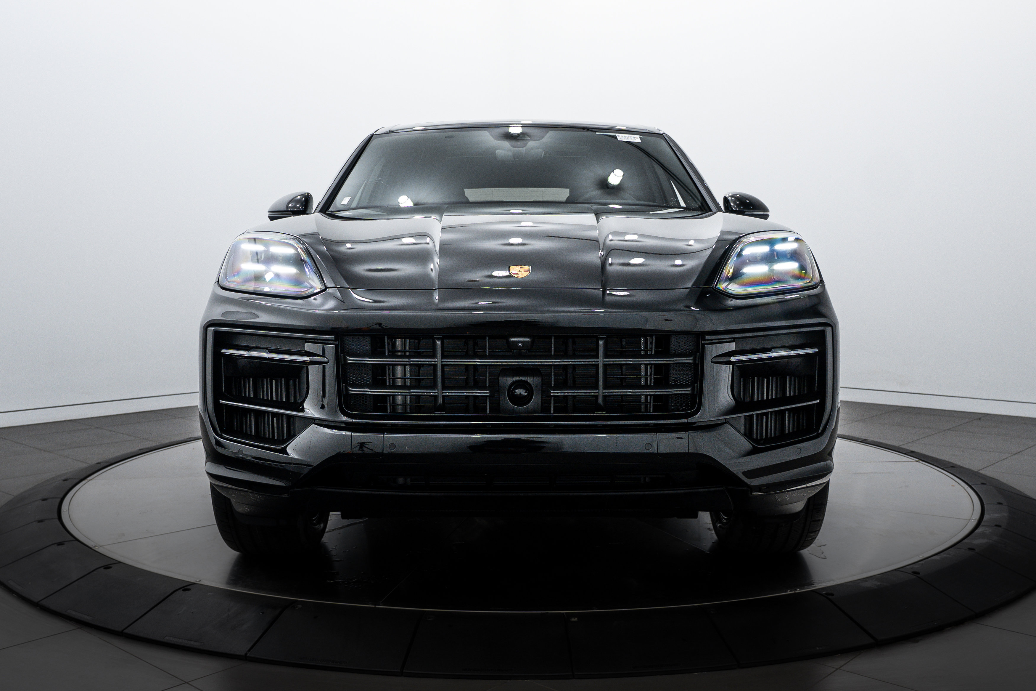 Certified 2026 Porsche Cayenne image 10