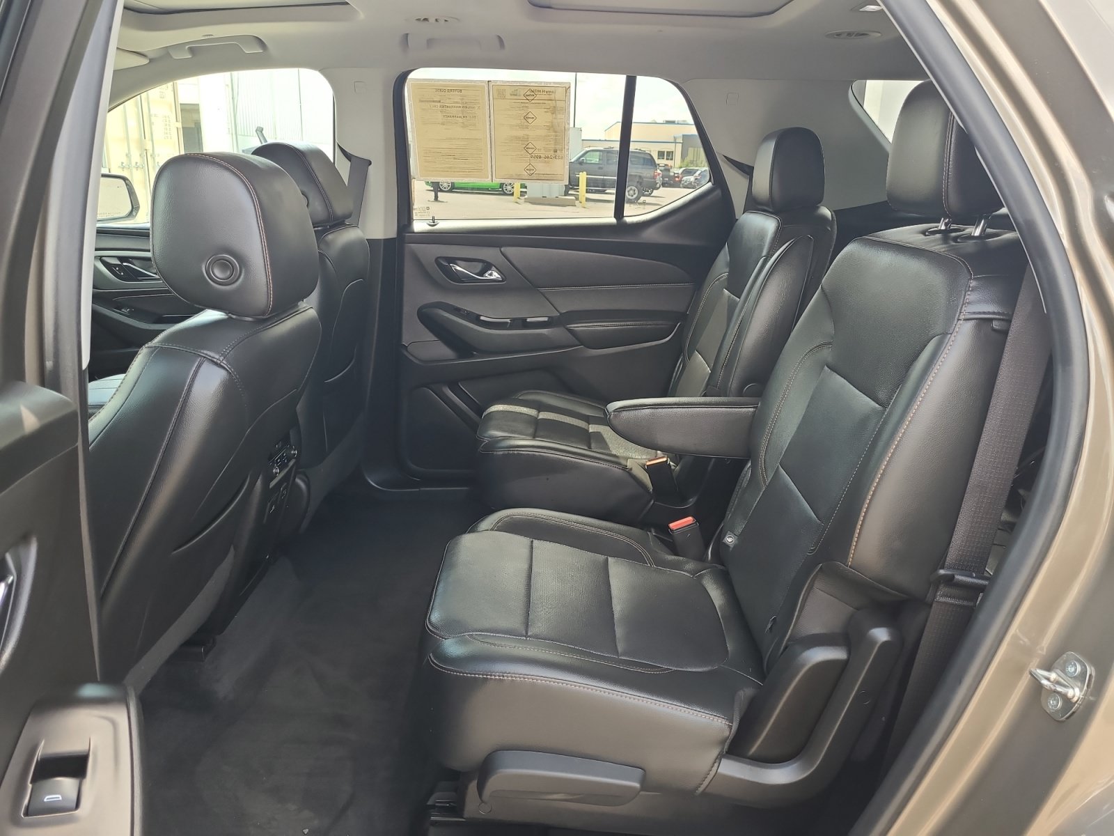 Used 2020 Chevrolet Traverse Premier AWD/4WD image 24