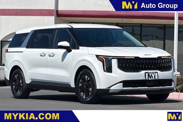 New 2026 Kia Carnival LXS