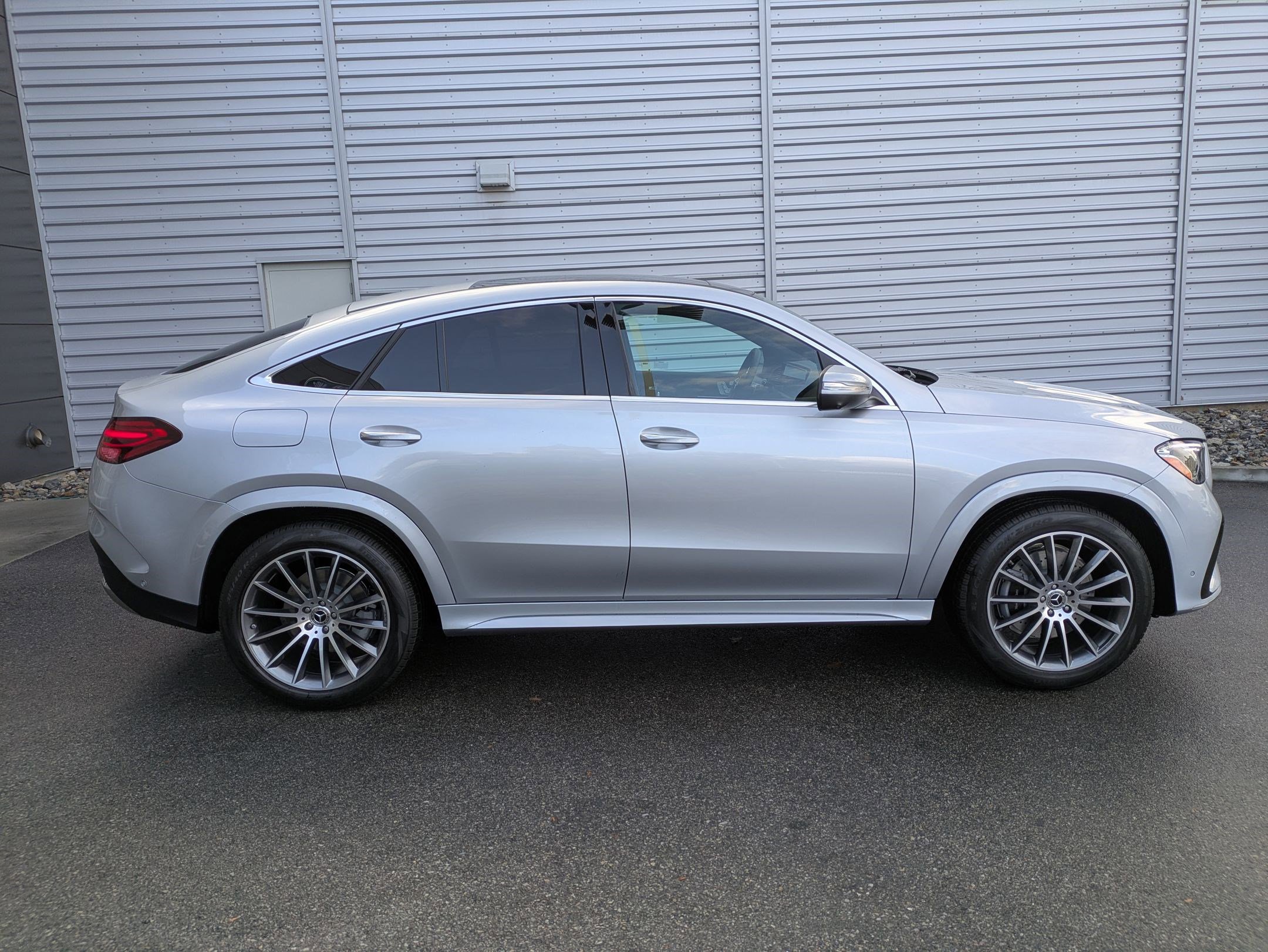 New 2026 Mercedes-Benz GLE 450 4MATIC Coupe image 2