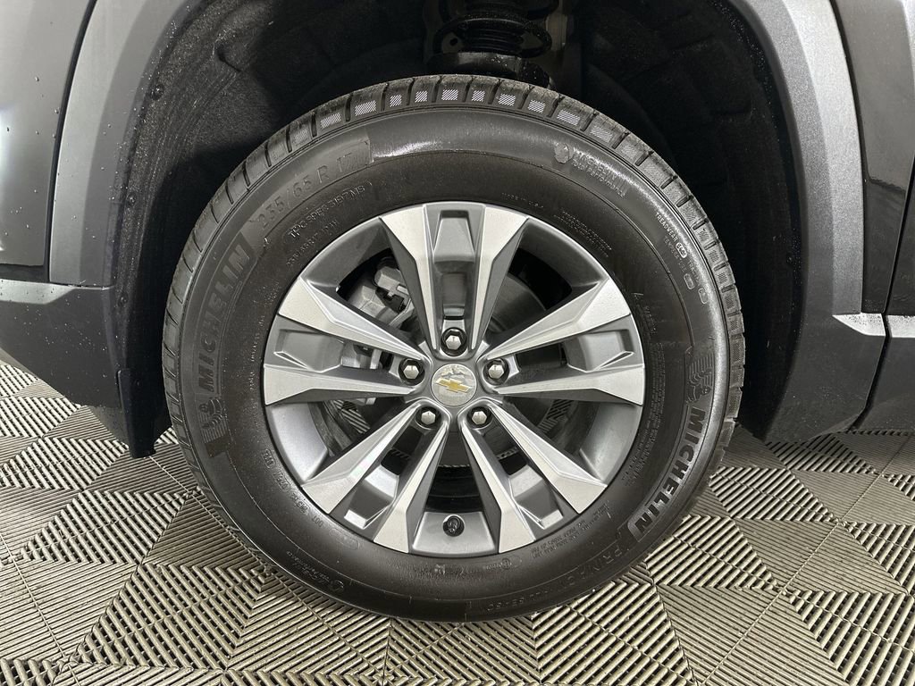 New 2026 Chevrolet Equinox LT w/ Convenience Package II image 32