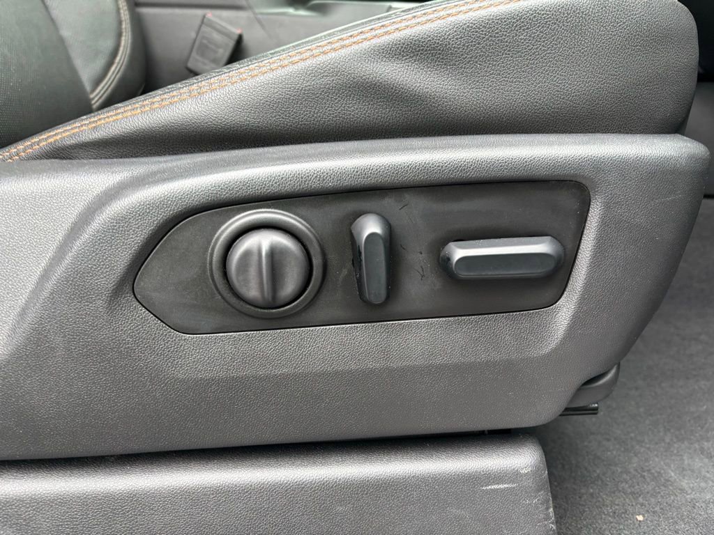 Used 2020 GMC Sierra 2500 AT4 w/ AT4 Premium Package image 20