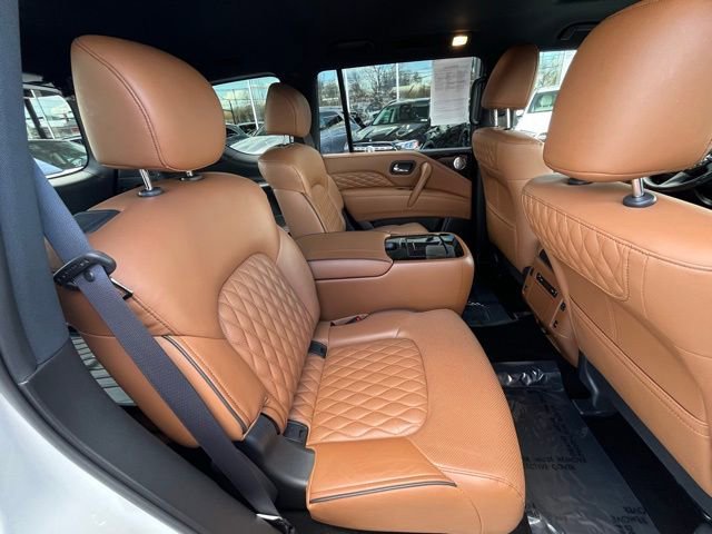 Used 2024 INFINITI QX80 Sensory w/ Cargo Package image 12