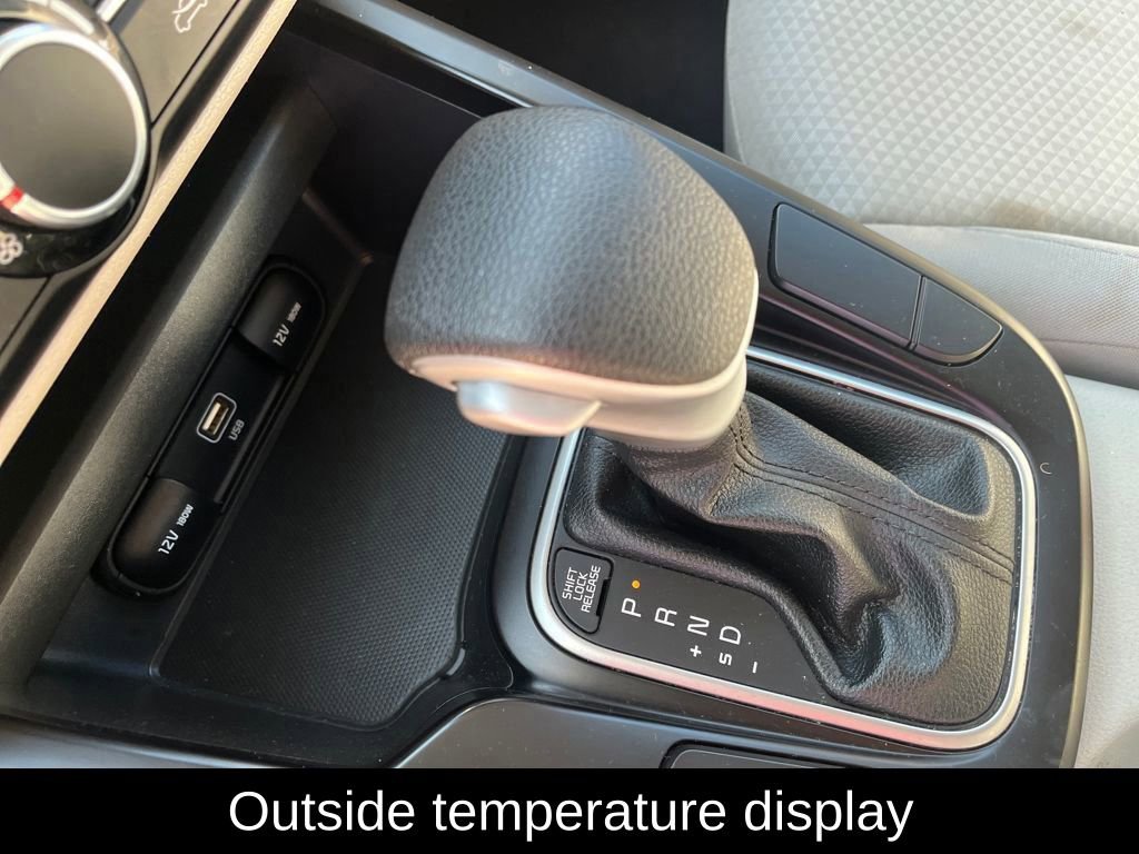 Used 2023 Kia Soul LX image 39