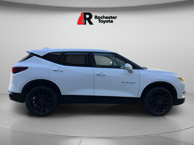 Used 2023 Chevrolet Blazer LT w/ LPO, Black Sport Package AWD/4WD image 8