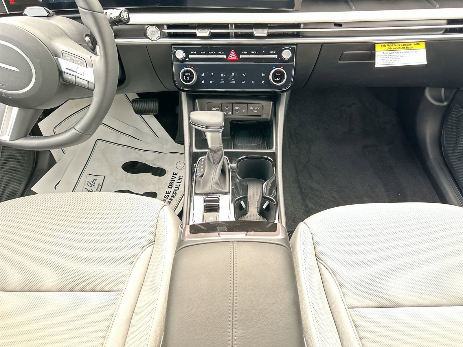 New 2026 Hyundai Santa Cruz Limited image 12