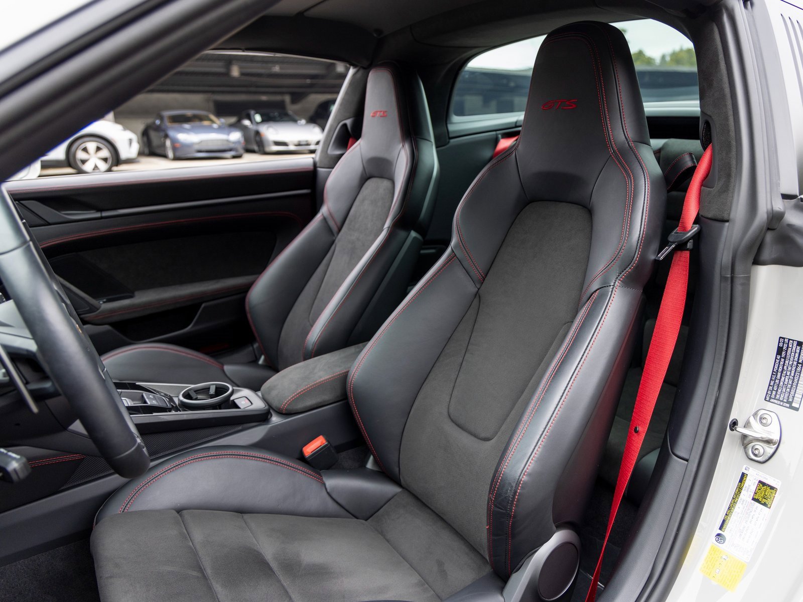 Certified 2022 Porsche 911 Targa 4 GTS image 5