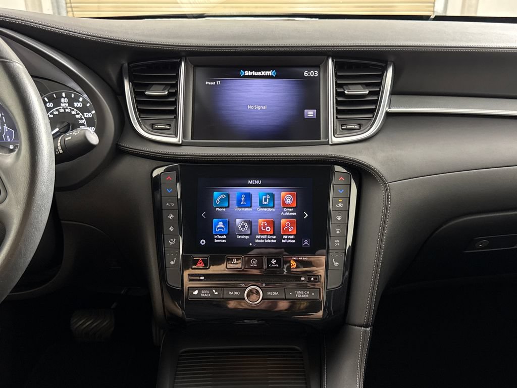 Used 2021 INFINITI QX50 Luxe FWD image 17