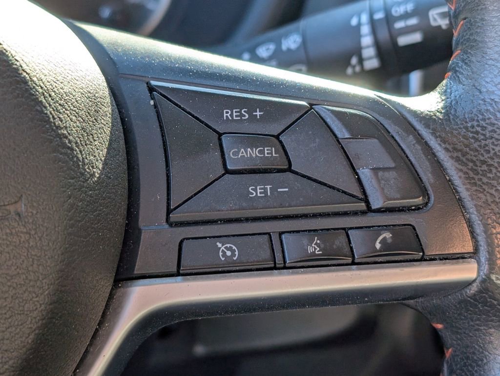 Used 2019 Nissan Kicks SR w/ SR Premium Package image 28