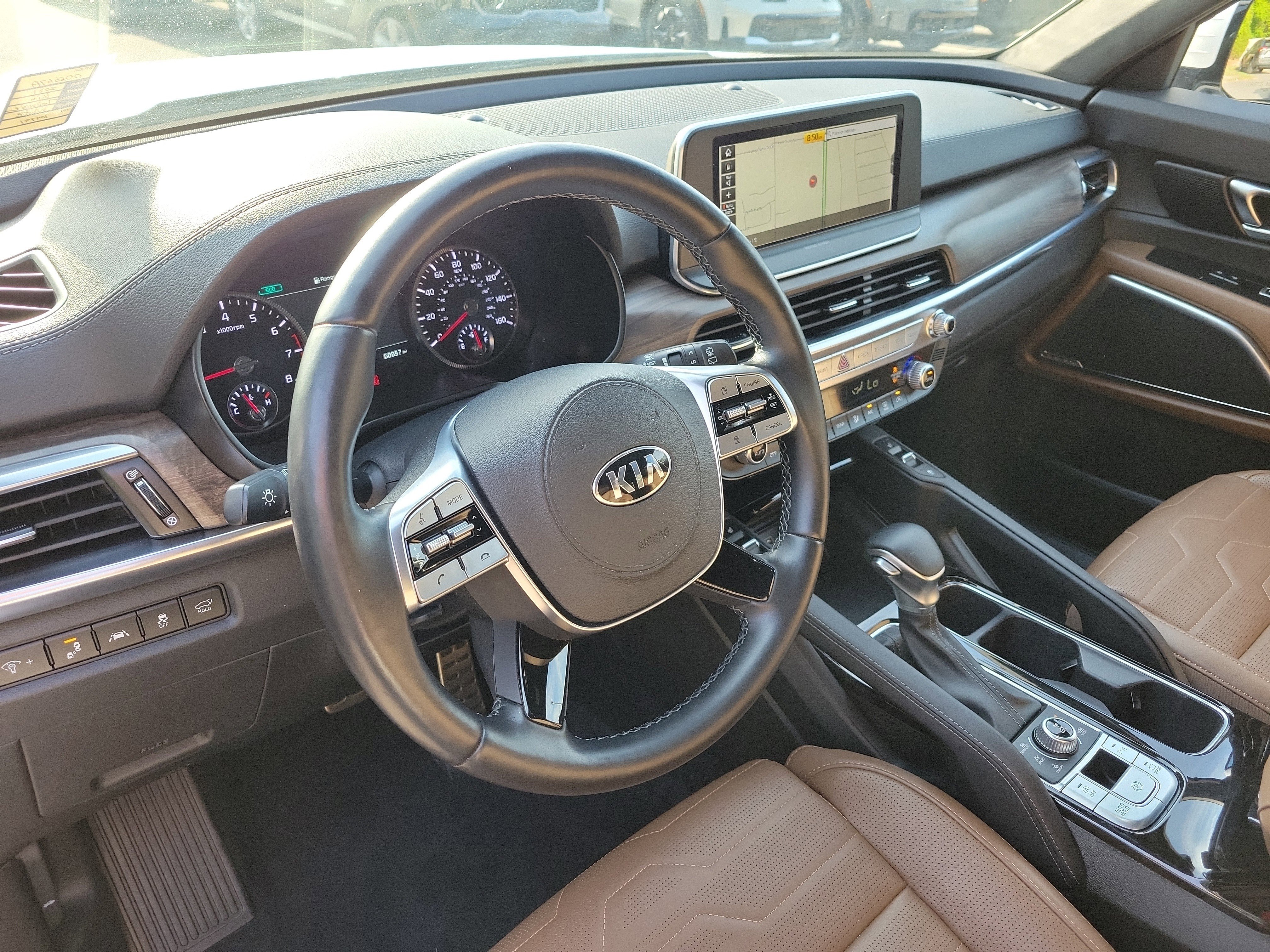 Used 2021 Kia Telluride SX w/ SX Prestige Package image 24