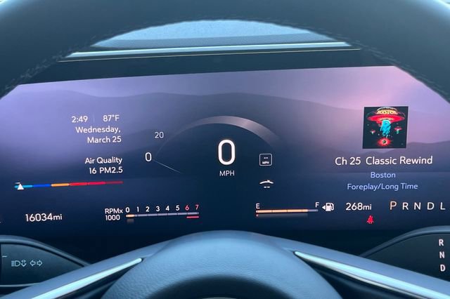 Used 2025 Buick Enclave Sport Touring image 34