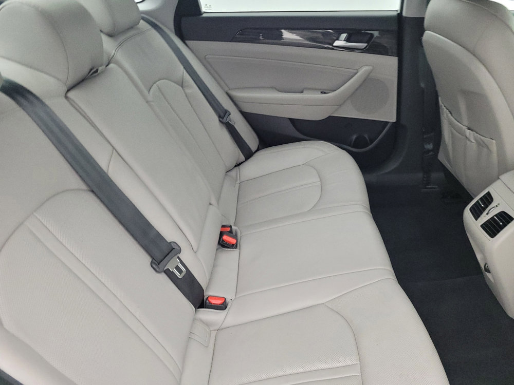 Used 2017 Hyundai Sonata Limited image 19