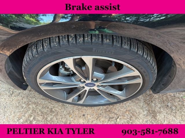 Used 2018 Ford Fusion Titanium FWD image 5