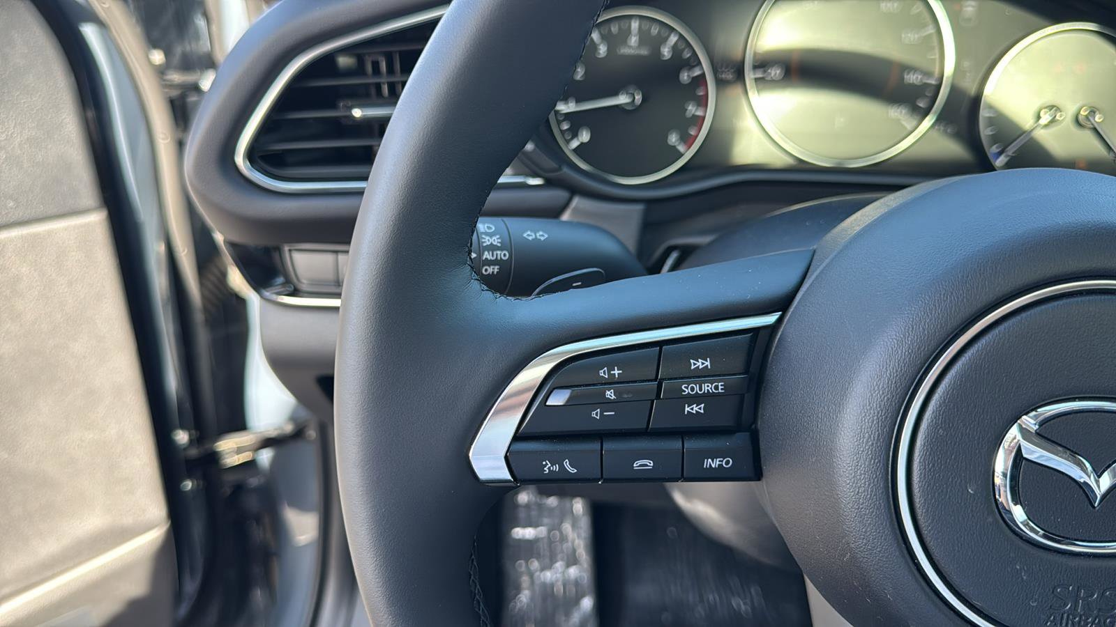 New 2025 MAZDA CX-30 2.5 Turbo w/ Premium Package image 11