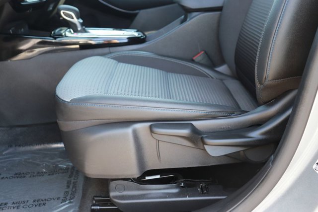 Used 2025 Chevrolet Trax LT image 9