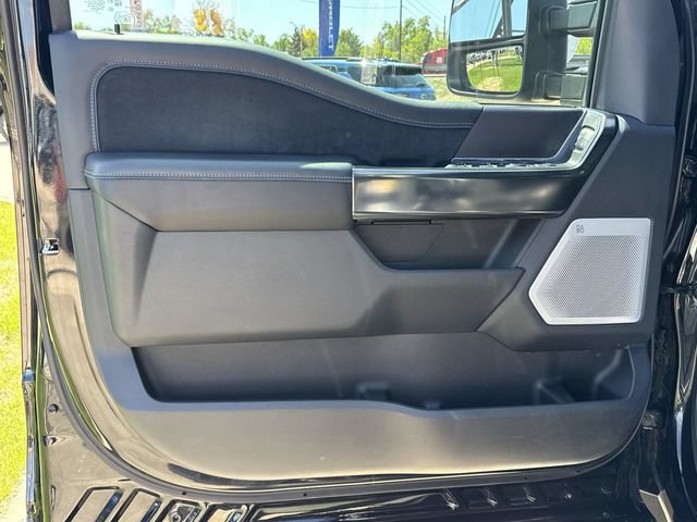 Used 2026 Ford F250 Platinum AWD/4WD image 23