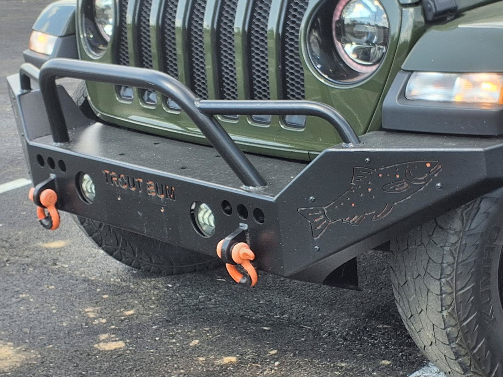Used 2021 Jeep Wrangler Unlimited Sahara AWD/4WD image 2