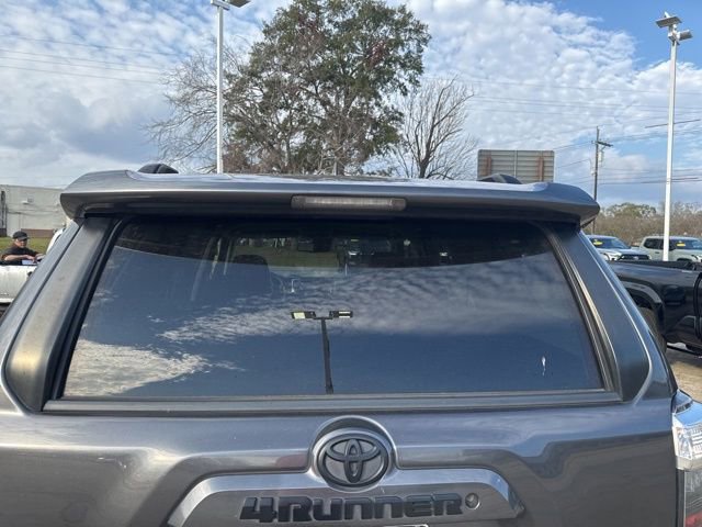 Used 2021 Toyota 4Runner SR5 image 8