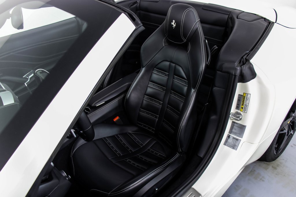 Certified 2017 Ferrari California T image 6