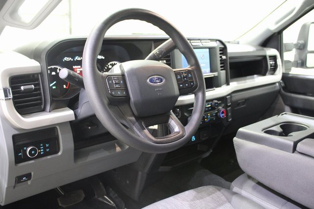 Used 2023 Ford F250 XL w/ STX Appearance Package image 10