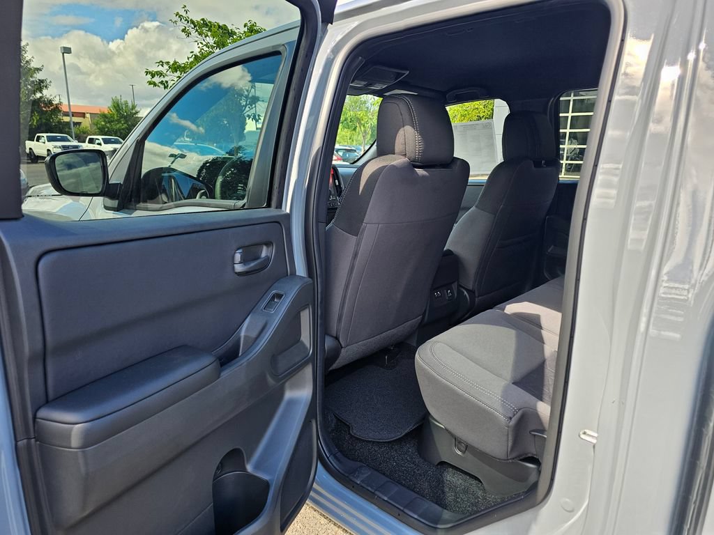 New 2026 Nissan Frontier SV w/ SV Convenience Package AWD/4WD image 12