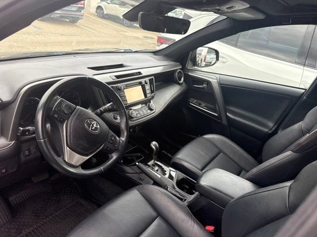 Used 2018 Toyota RAV4 SE w/ Power Extra Value Package AWD/4WD image 12