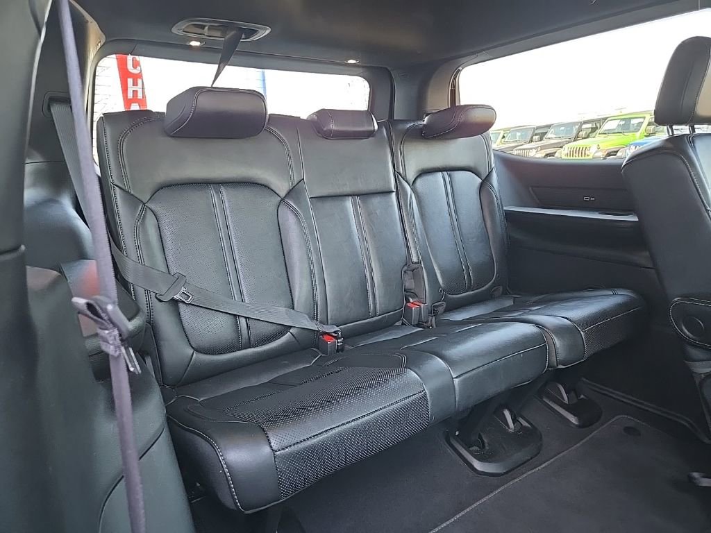 Used 2024 Jeep Wagoneer Series II image 96