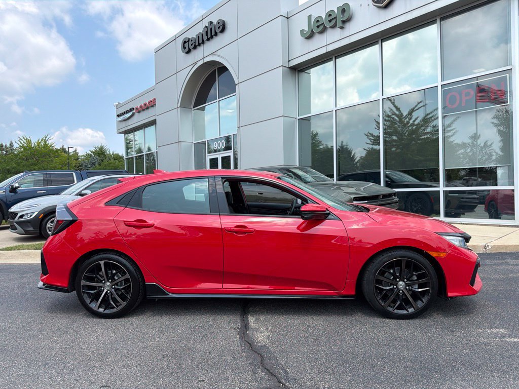 Used 2020 Honda Civic Sport Touring image 2