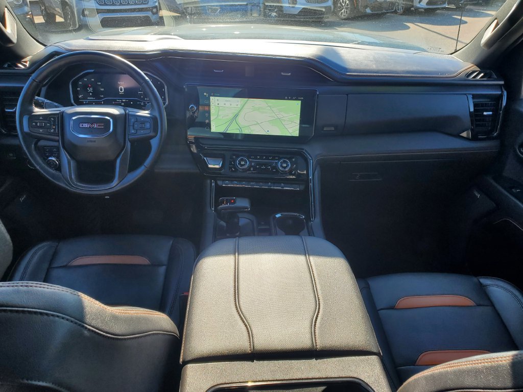 Used 2023 GMC Sierra 1500 AT4 w/ Technology Package AWD/4WD image 13