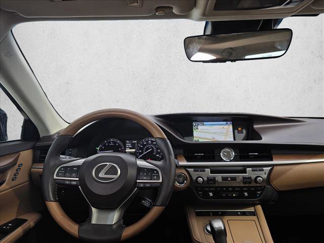 Used 2016 Lexus ES 350 w/ Navigation System Package FWD image 11