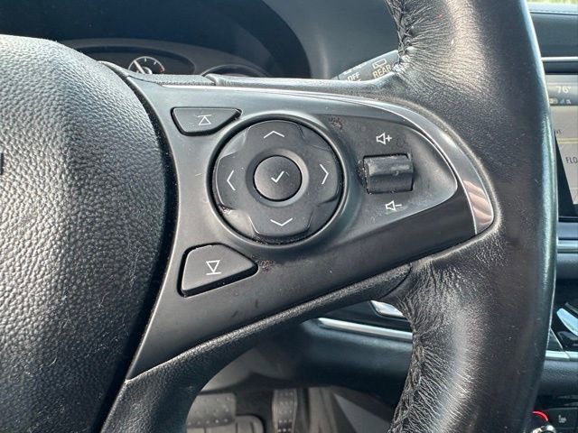 Used 2018 Buick Enclave Premium w/ LPO, Hit The Road Package AWD/4WD image 25