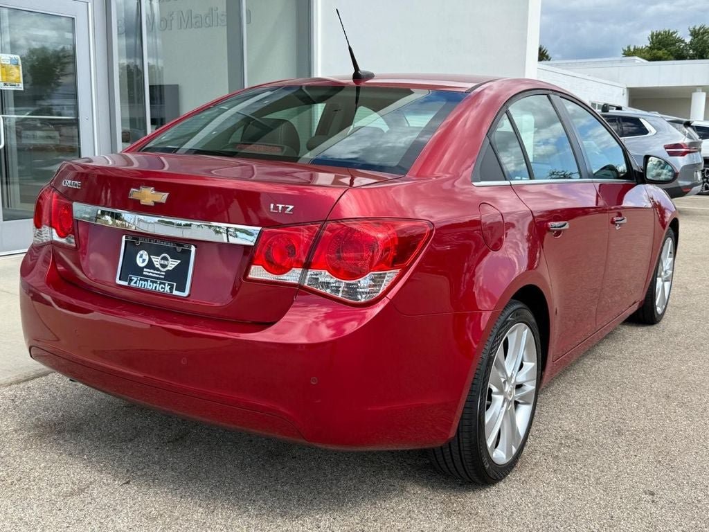 Used 2011 Chevrolet Cruze LTZ FWD image 3