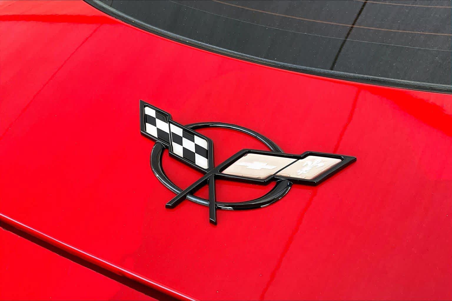 Used 2001 Chevrolet Corvette Coupe w/ Preferred Equipment Group2 RWD image 9