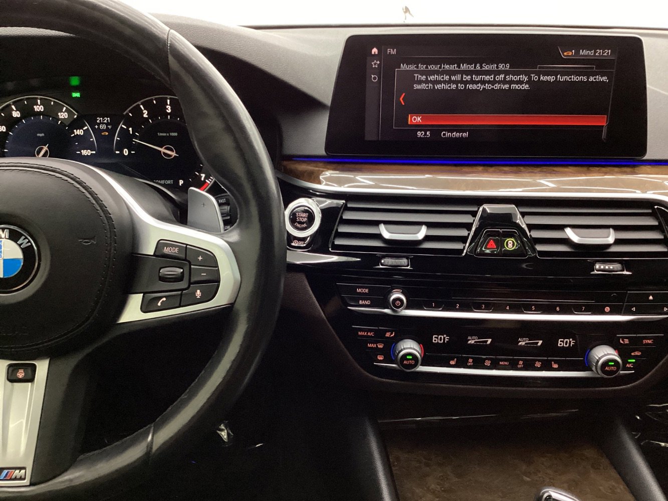 Used 2019 BMW 540i xDrive w/ Convenience Package image 32