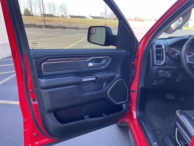 Used 2019 RAM 1500 Laramie image 24
