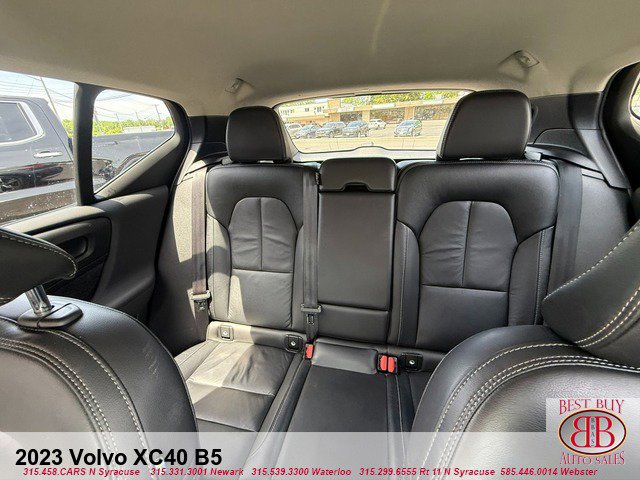 Used 2023 Volvo XC40 B5 Core AWD/4WD image 22