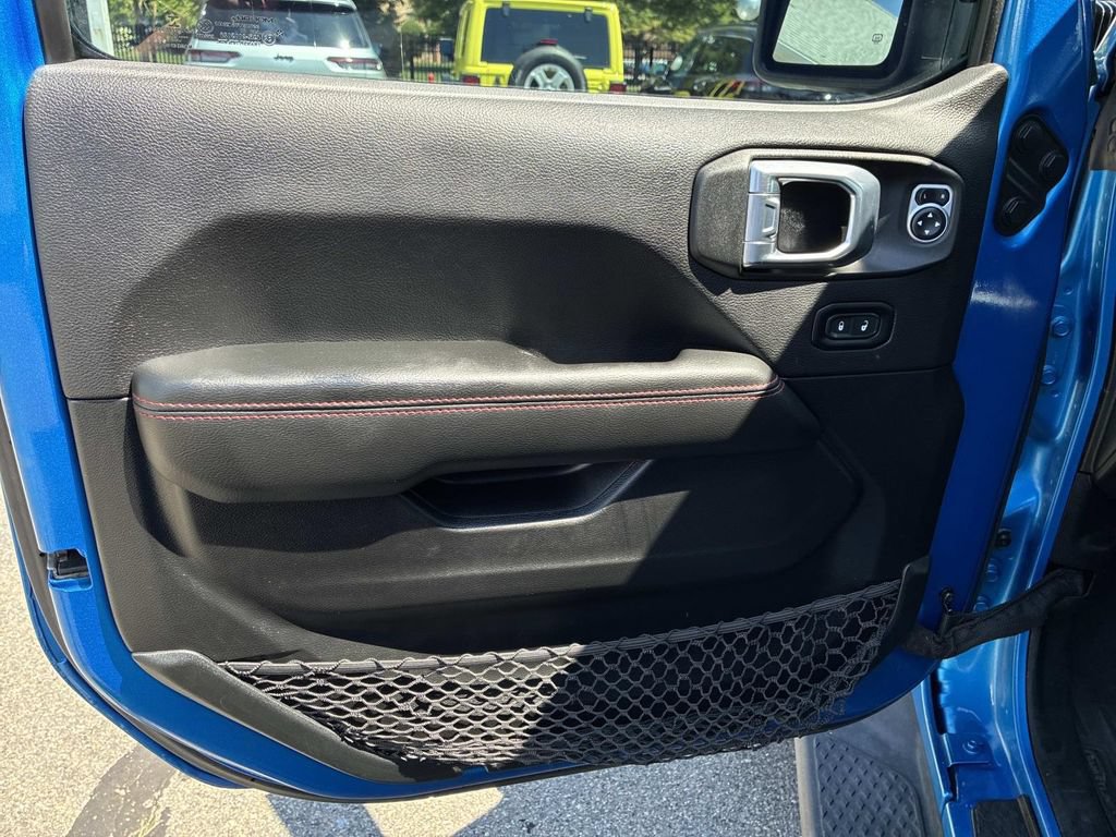 Used 2021 Jeep Gladiator Rubicon AWD/4WD image 22