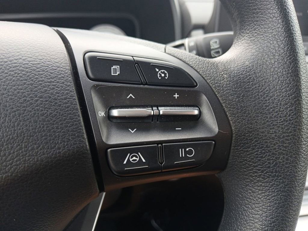 Certified 2023 Hyundai Kona SE FWD image 19