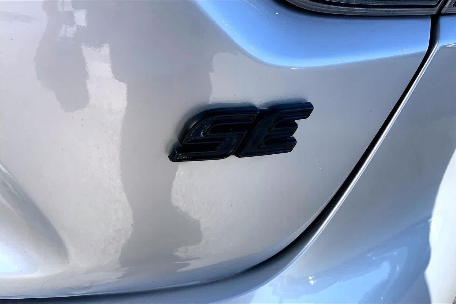 Used 2022 Toyota Corolla SE FWD image 10