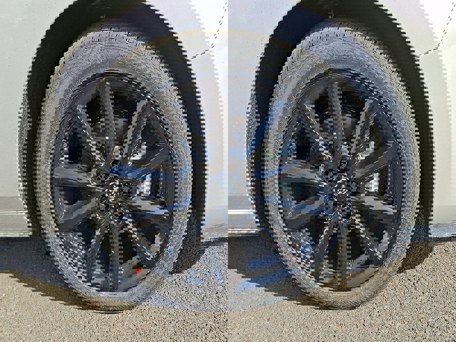 New 2026 MAZDA MAZDA3 Hatchback w/Premium Plus Pkg image 8