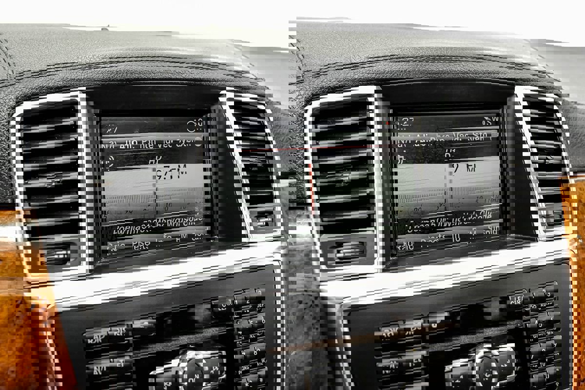 Used 2014 Mercedes-Benz GL 450 4MATIC image 23